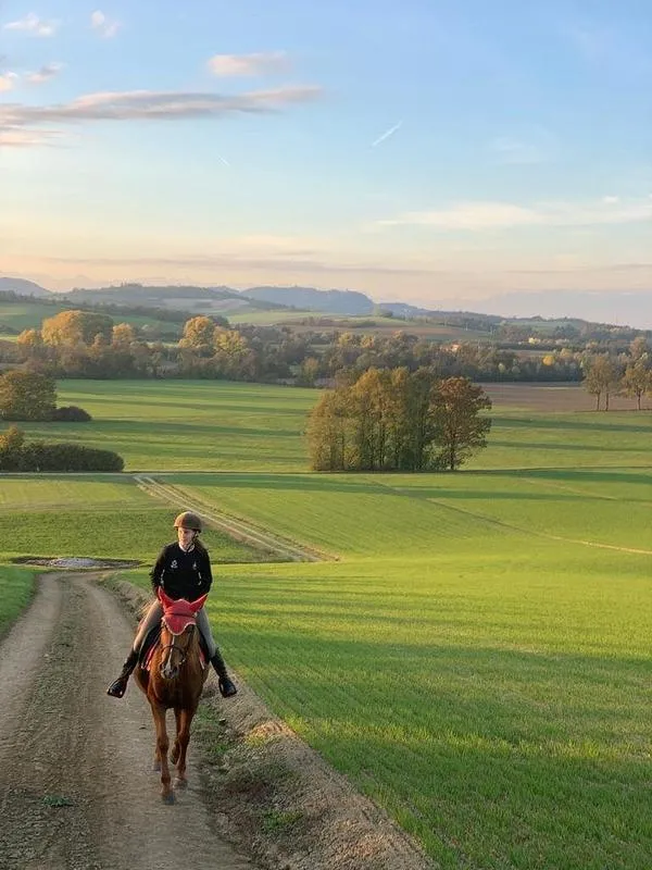 Passeggiata a cavallo a Ozzano Monferrato