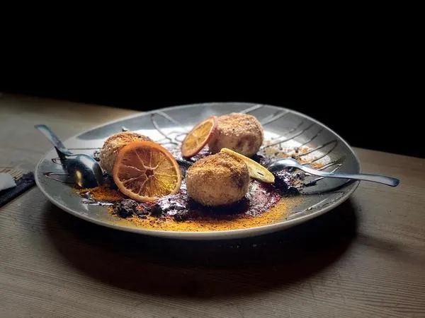 Cena in baita con gatto delle nevi a Canazei