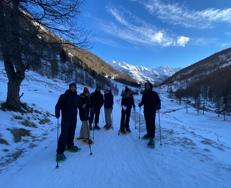 Ciaspolata in Valle Camonica sopra Brescia