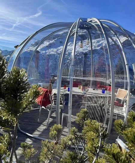Cena in rifugio con gatto delle nevi a Corvara in Alta Badia