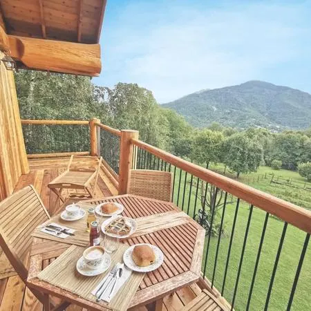 Notte in casa sull'albero a Pamparato fuori Cuneo