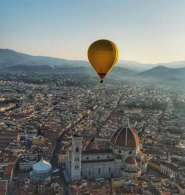 Giro panoramico in mongolfiera sopra Firenze