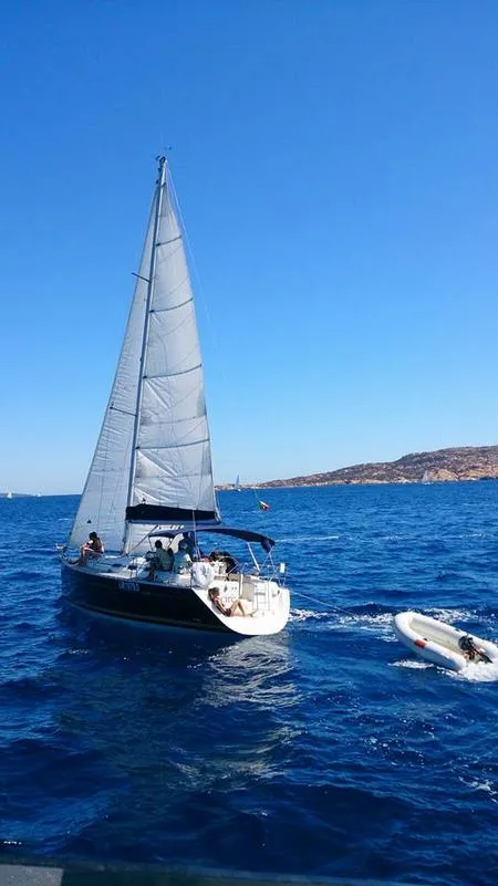 Gita giornaliera in barca a vela alle Piscine Naturali di Budelli