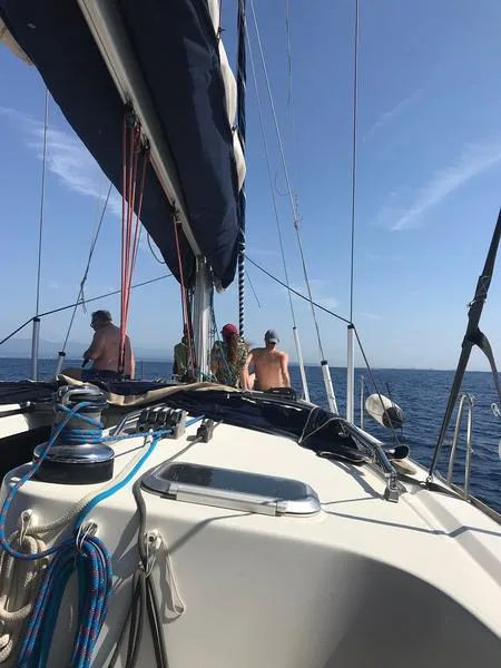 Escursione in barca a vela in Corsica da Santa Teresa di Gallura