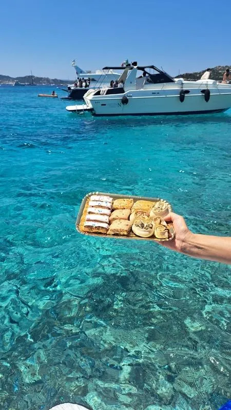 Escursione in barca nel Parco Nazionale di La Maddalena con pranzo a bordo