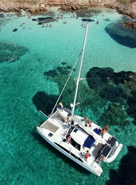 Gita in catamarano da Palau con sosta a Spargi e Budelli e pranzo