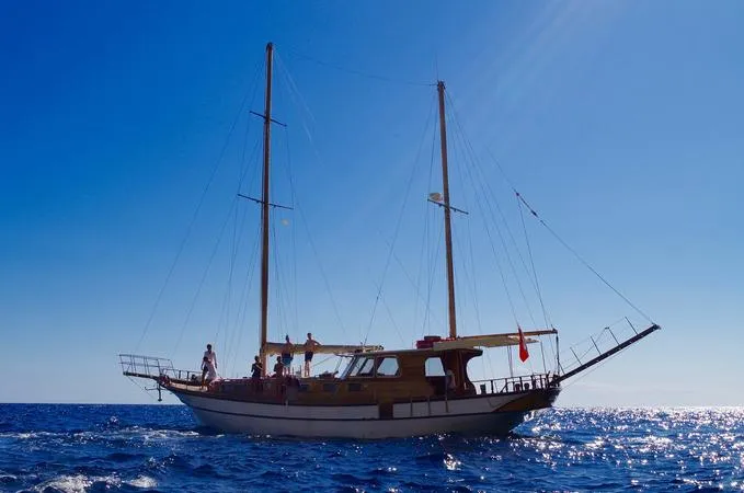 Escursione in barca a vela con pranzo da Arbatax